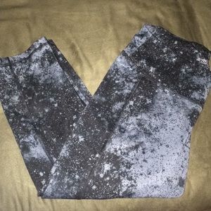 Capri Length Active Leggings, Old Navy